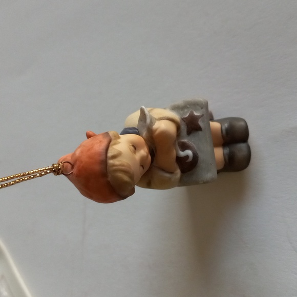 Berta Hummel "Christmas Cookies" Holiday Ornament. - Picture 2 of 7